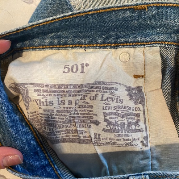 LEVI 501 DENIM SHORTS - Picture 4 of 4